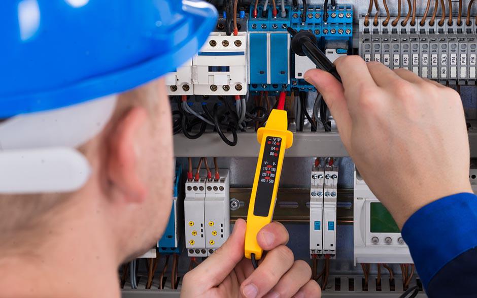 besoin d'un électricien Houilles